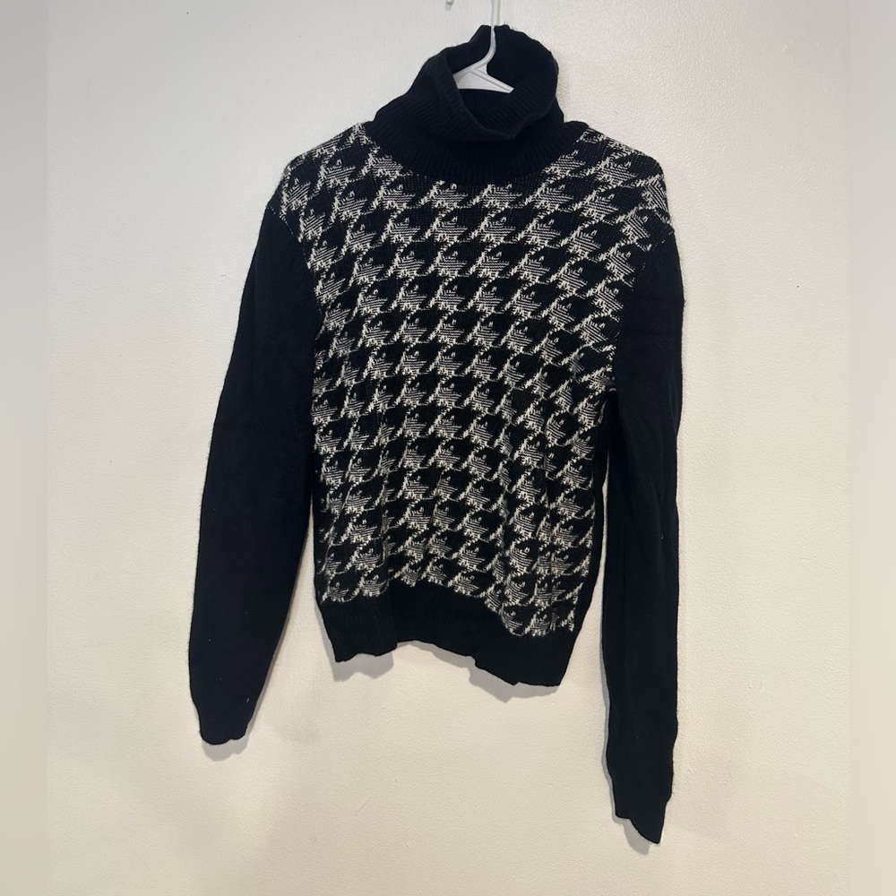 Men’s (boss) turtleneck